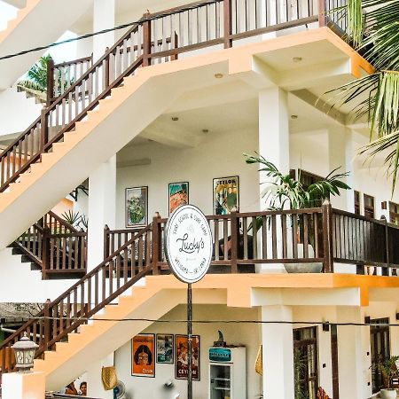 Lucky'S Surf Camp Bed & Breakfast Weligama Exterior foto
