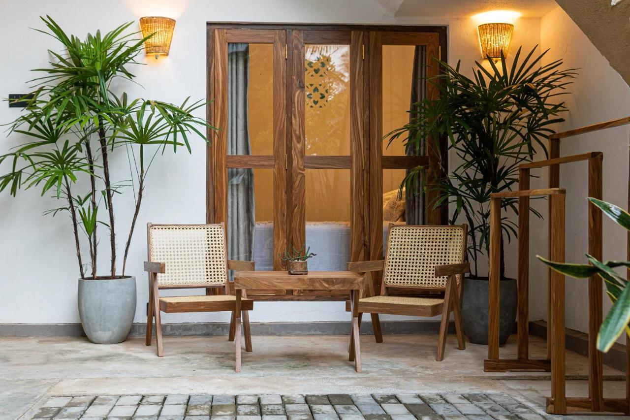 Lucky'S Surf Camp Bed & Breakfast Weligama Exterior foto