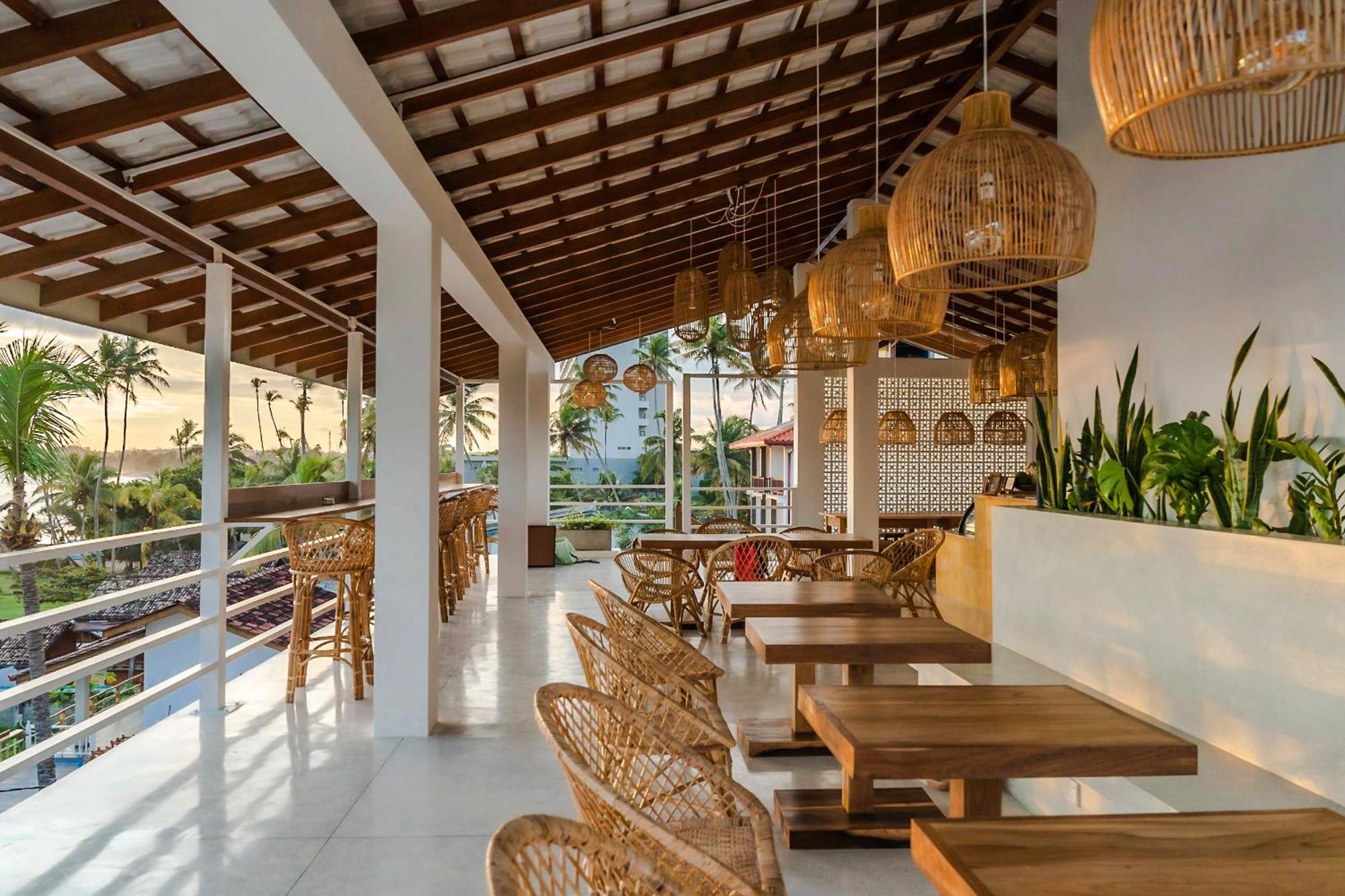 Lucky'S Surf Camp Bed & Breakfast Weligama Exterior foto
