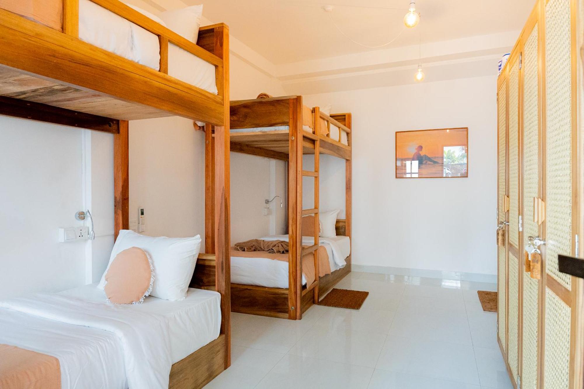 Lucky'S Surf Camp Bed & Breakfast Weligama Exterior foto