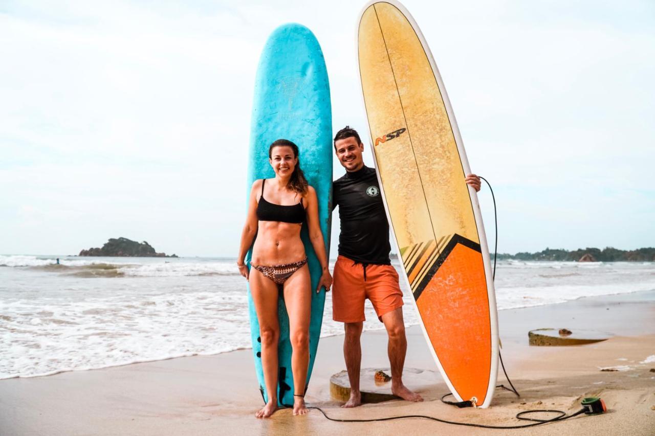 Lucky'S Surf Camp Bed & Breakfast Weligama Exterior foto